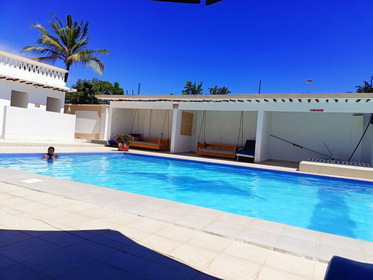 2BR Apartment near the Beach and Malls, Diani — photo 3