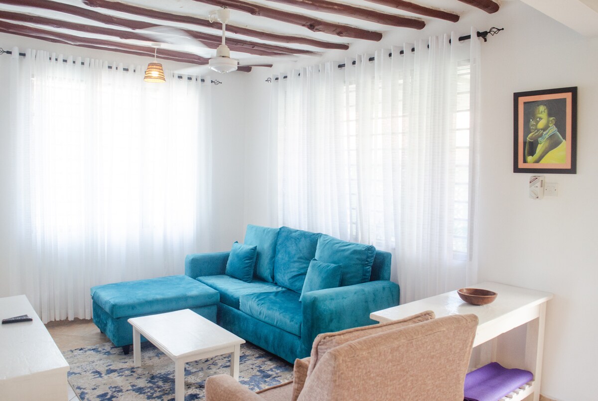 2 BR unit, pool, and 2 mins to the beach — photo 14