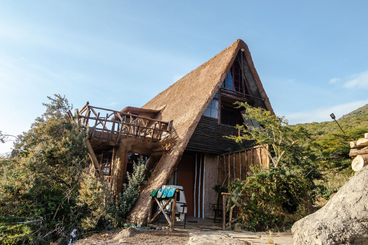 4BR A Frame in Kisamis, with a Pool — photo 6