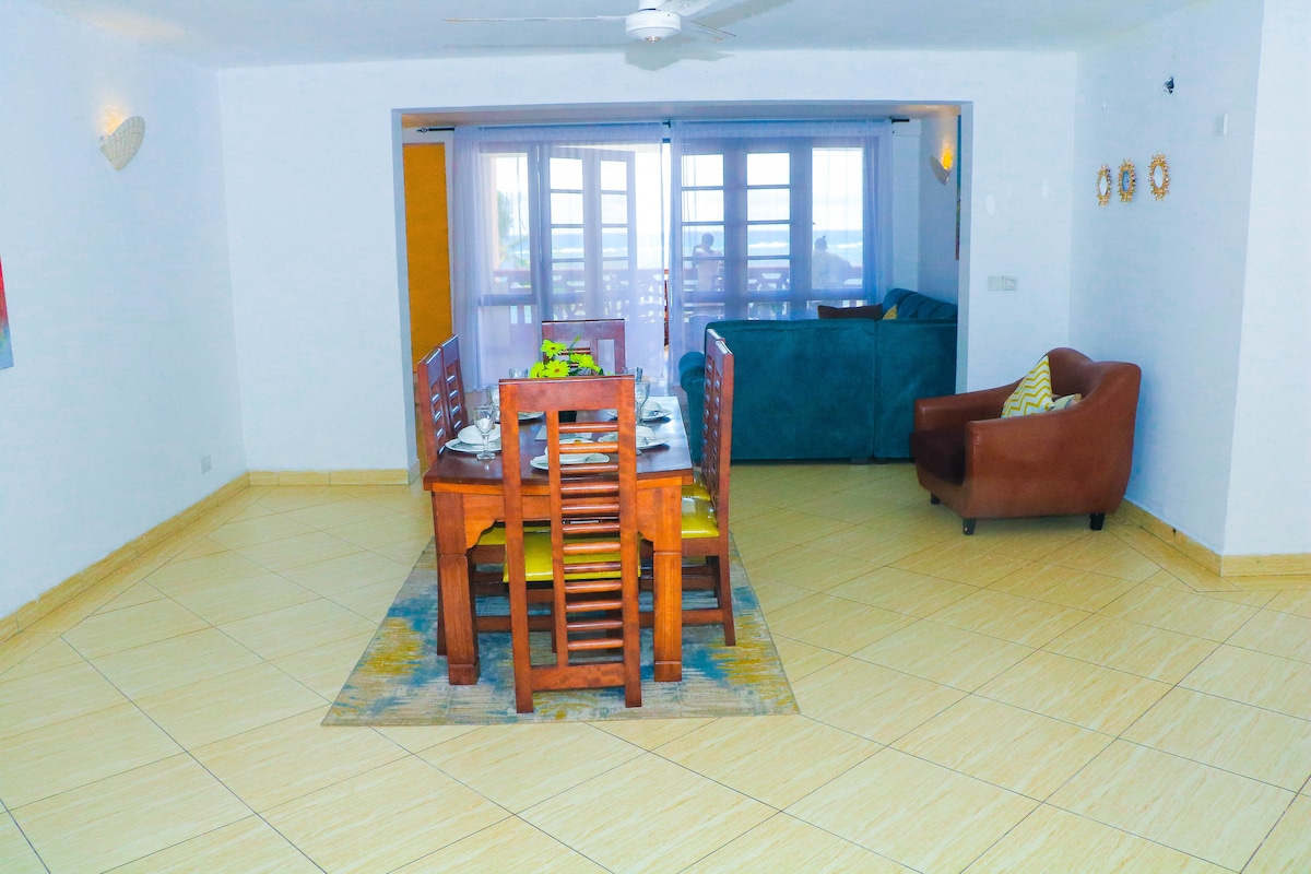 Affordable Beachfront Apartment — photo 15