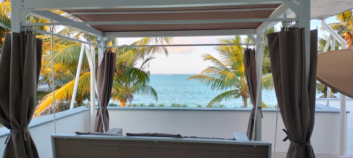 Ahadi Beachfront Villa — photo 14