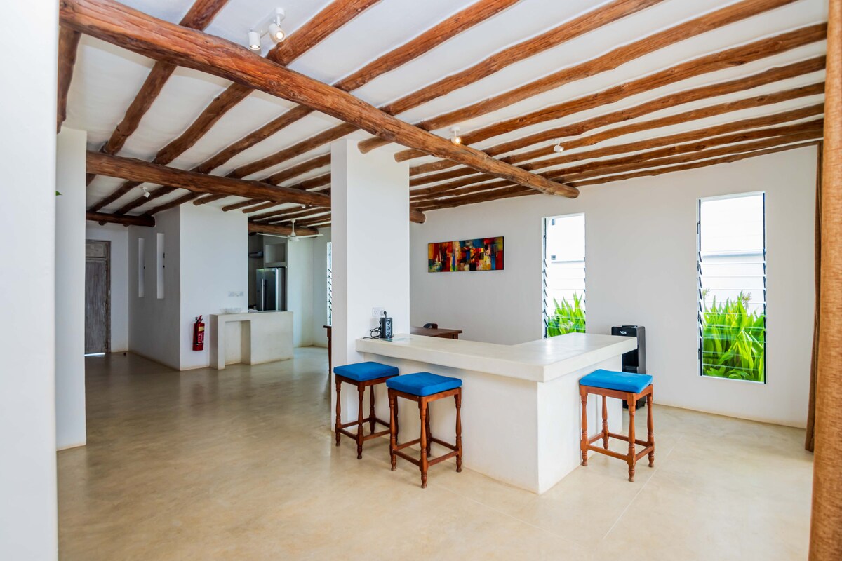 Ahadi Beachfront Villa — photo 15