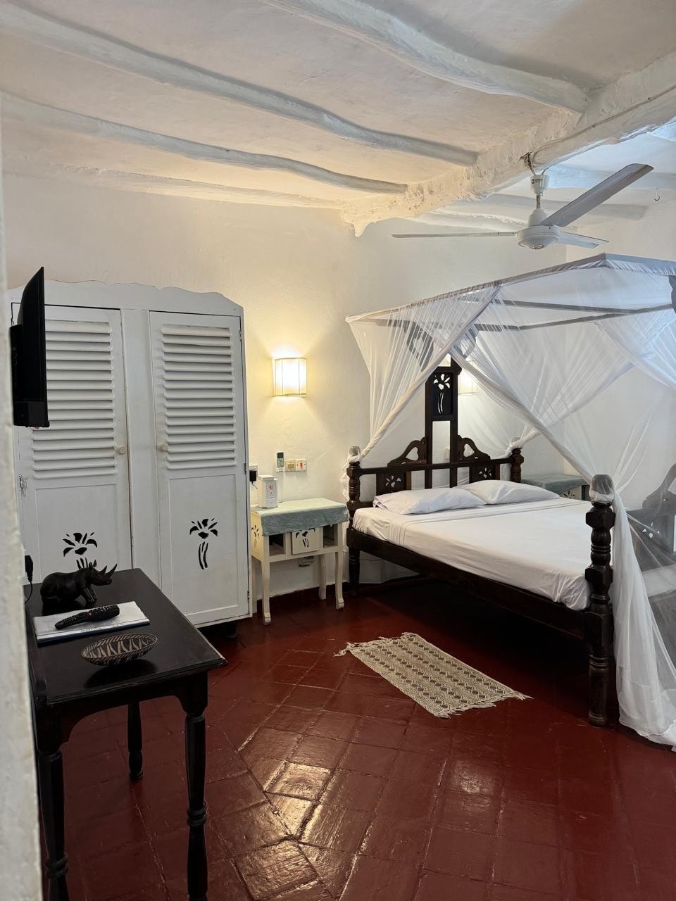 Beachfront Suite | 1BR Stay, Malindi photo 14