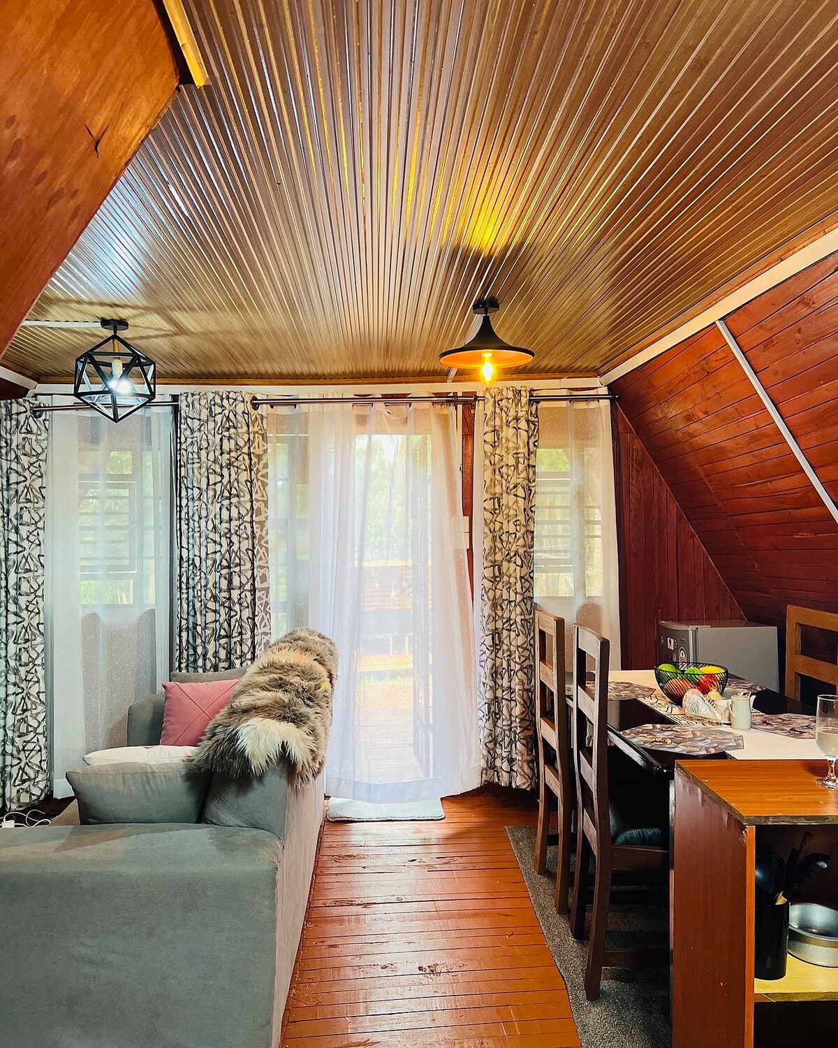 Tea Country A-Frame | 2BR Cabin, Kirinyaga photo 13