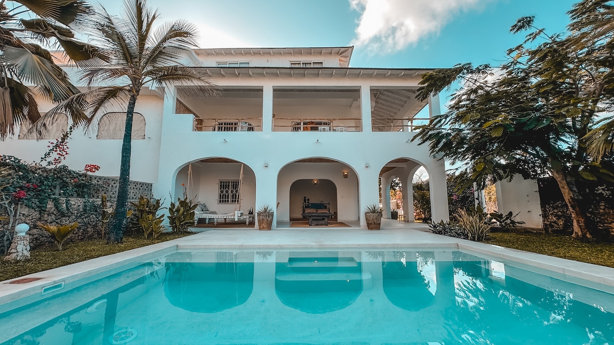Garden Pool Villa | 3BR Stay near the Sea, Watamu photo 2