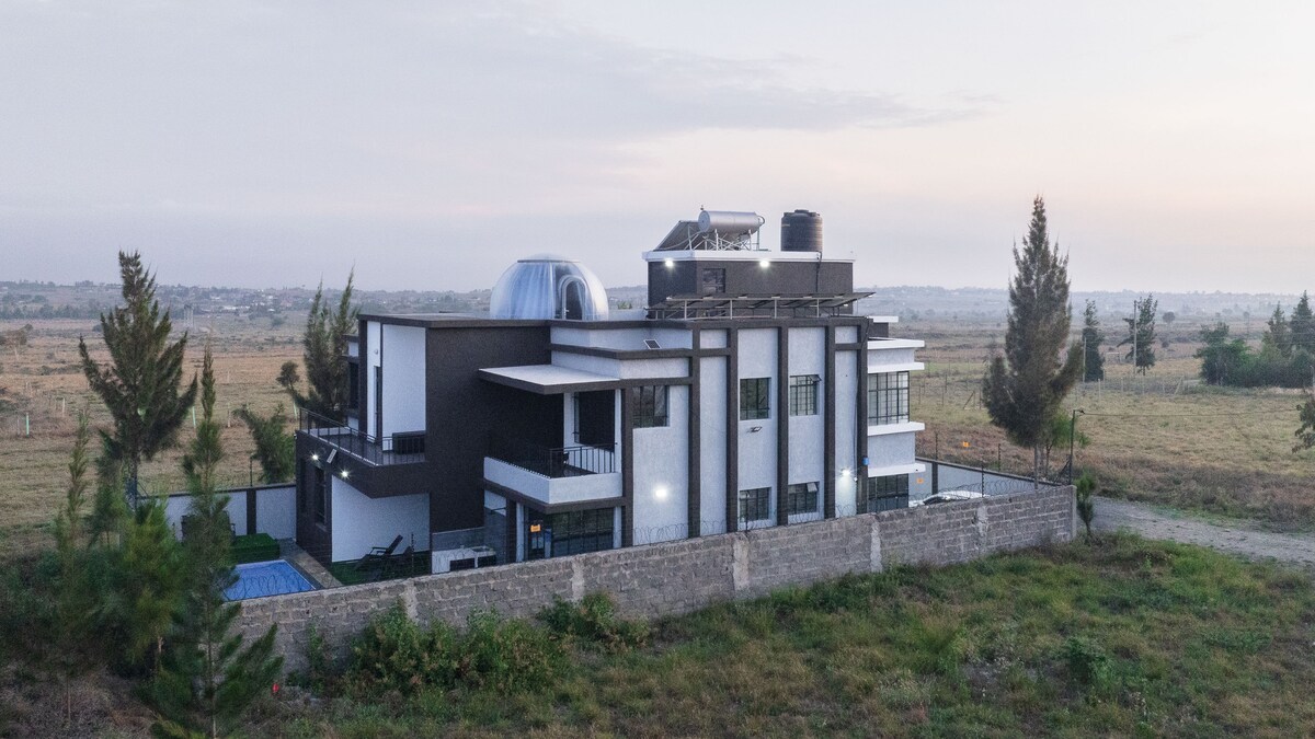Rooftop Dome Villa | 5BR with Heated Pool, Kitengela photo 4