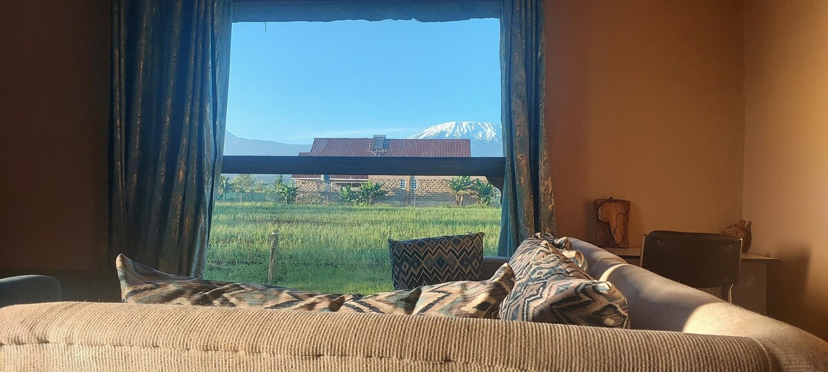 Stone Pool Cottage | 1BR Kilimanjaro View, Amboseli photo 7