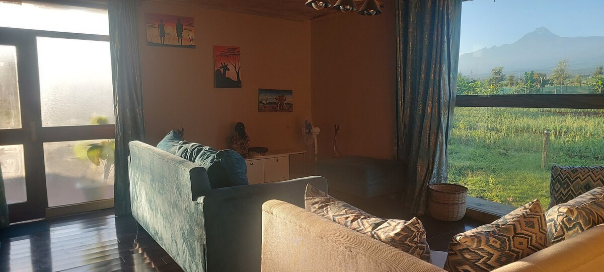Stone Pool Cottage | 1BR Kilimanjaro View, Amboseli photo 9