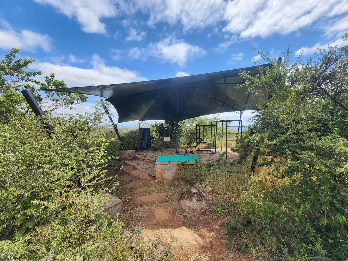 Off-Grid Container Lodge | 1BR Stay, Saikeri photo 15