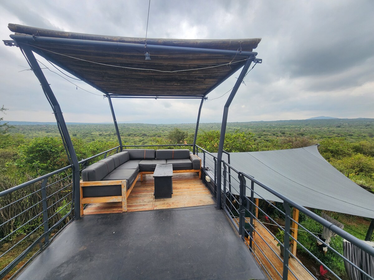 Off-Grid Container Lodge | 1BR Stay, Saikeri photo 7