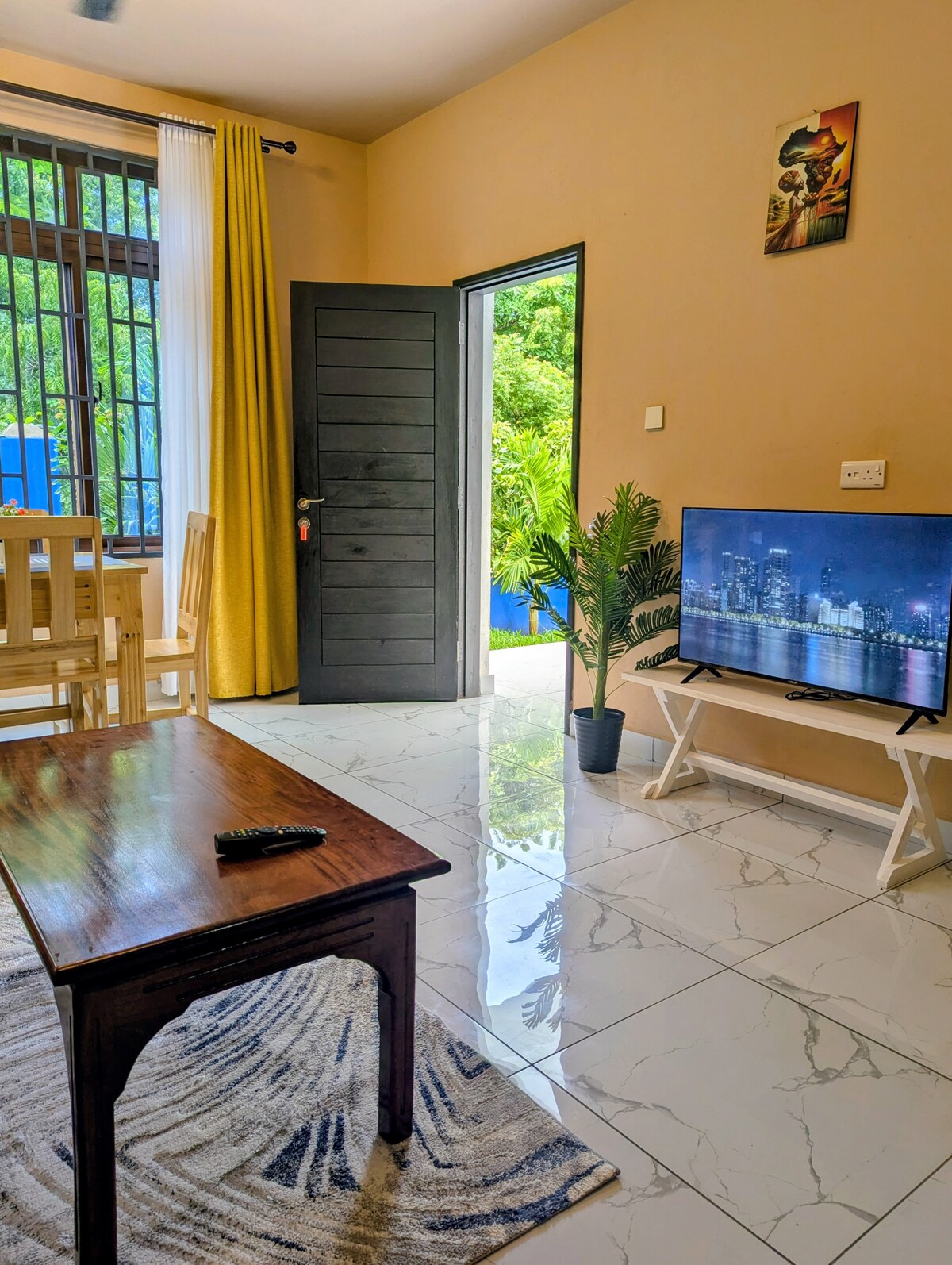 Kilifi Retreat, 2BR + Pool - Island at Bofa photo 10