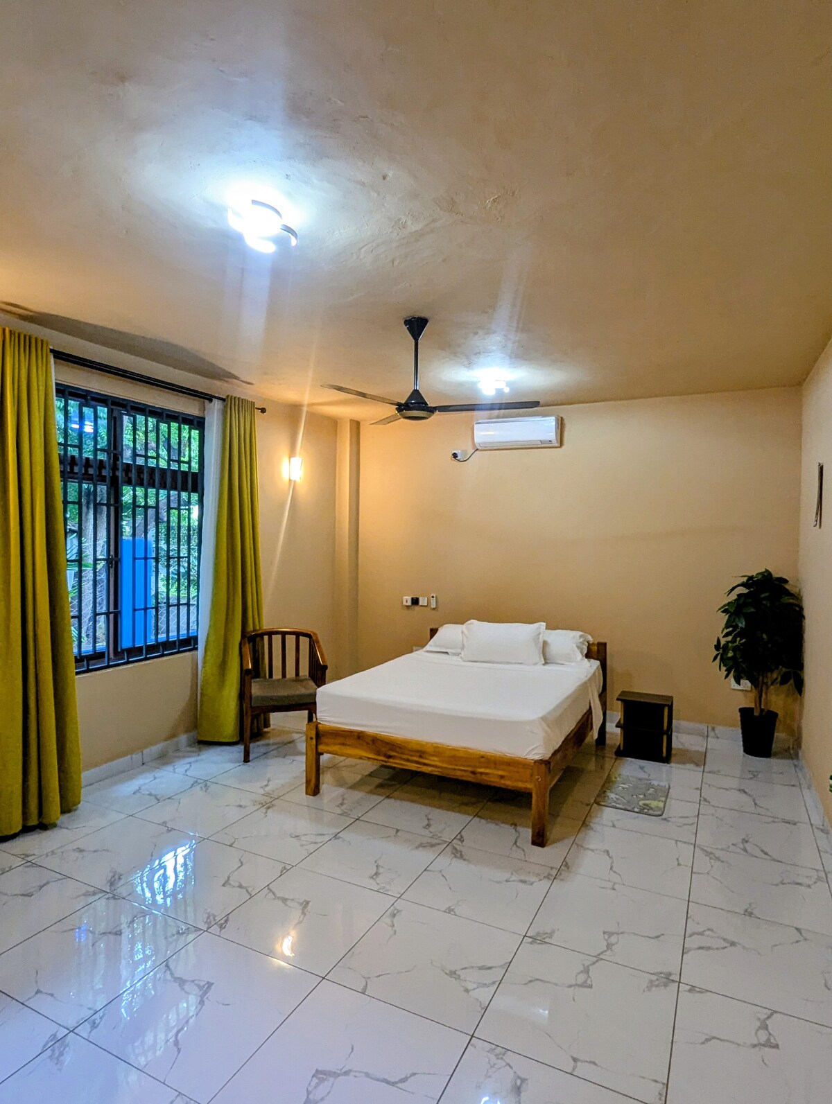 Kilifi Retreat, 2BR + Pool - Island at Bofa photo 13