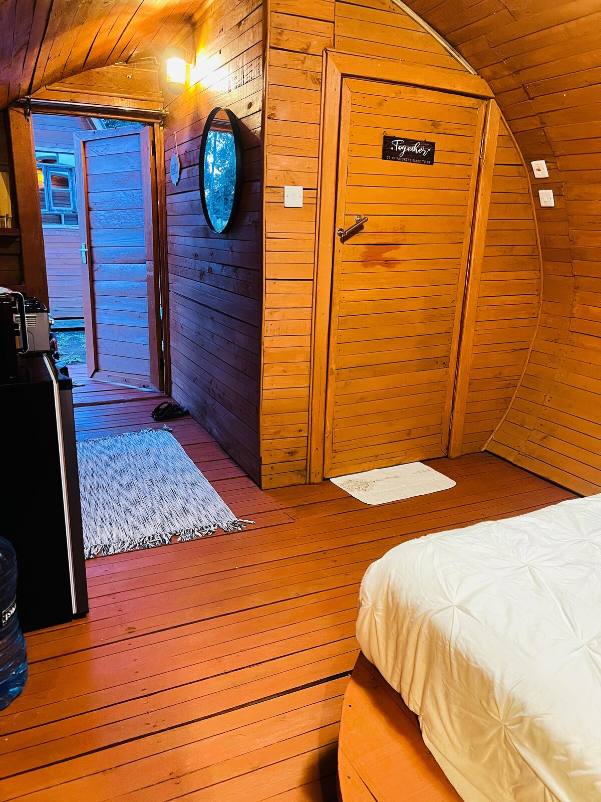 Wine Barrel Cabin | 1BR Tea Country Stay, Kerugoya photo 3