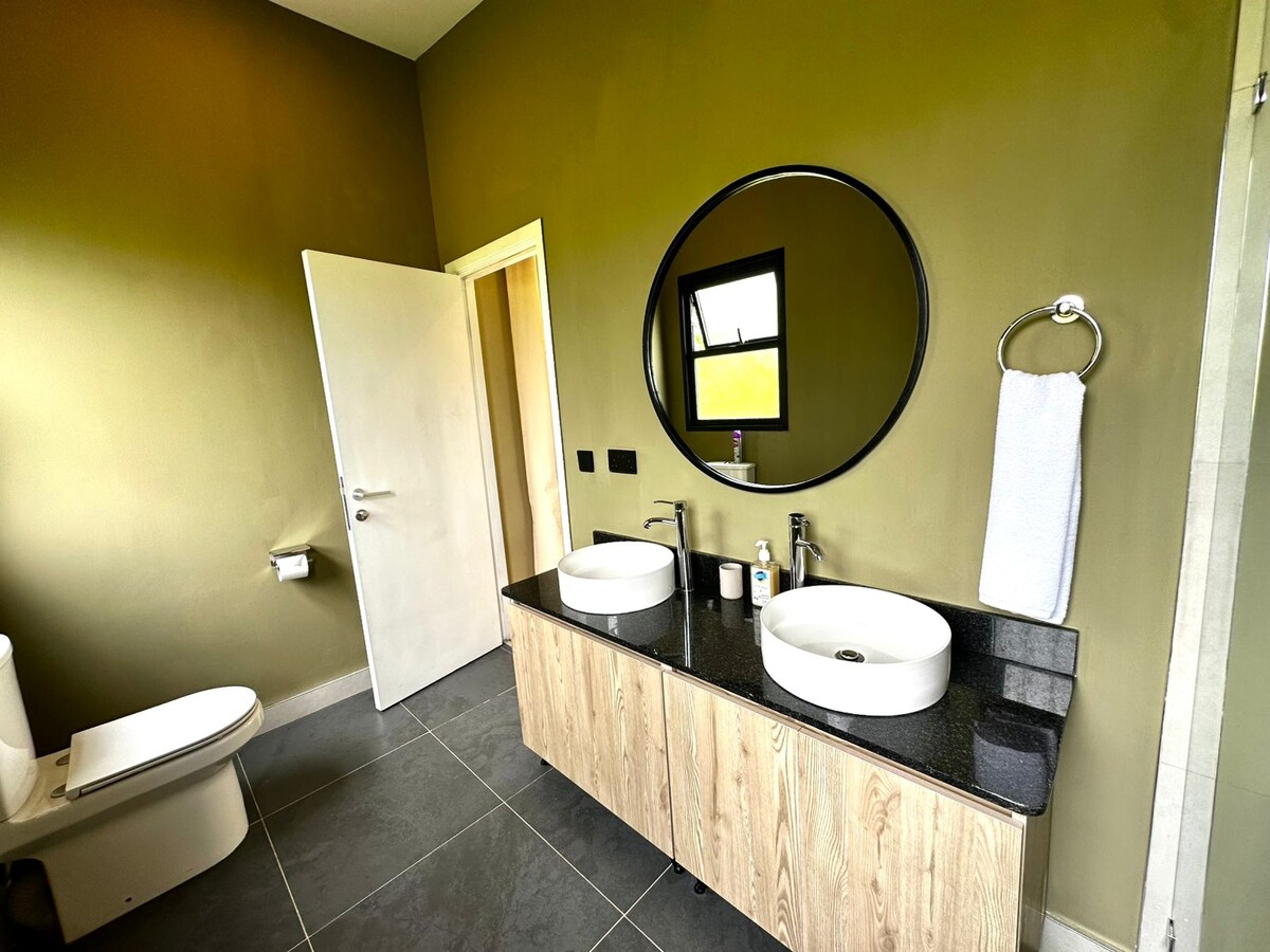 Modern Tiny Home | Studio Stay, Njoro photo 15