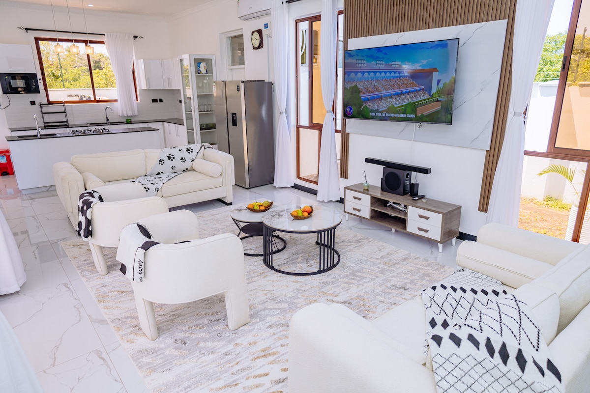 Private Pool Villa | 4BR Stay, Diani photo 13