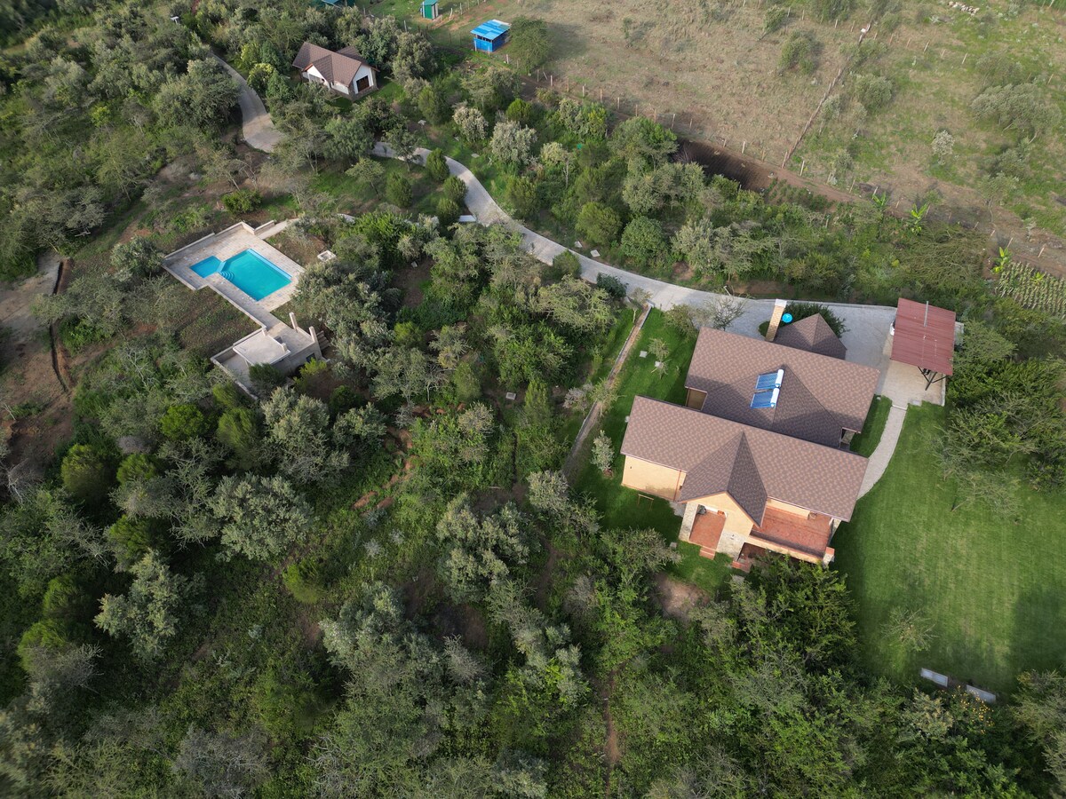 Private Pool Retreat | 5BR Home, Naivasha photo 7