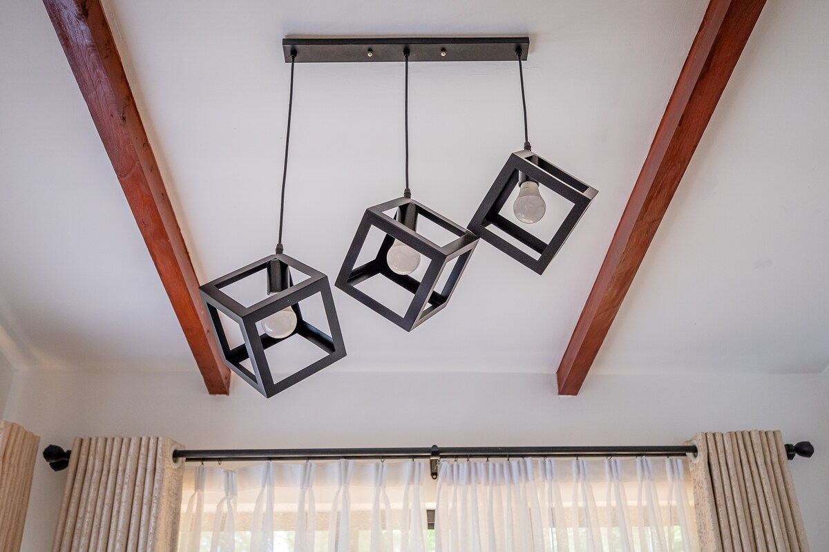 Katrina’s Safari Cabin | 4BR Retreat, Nanyuki photo 13