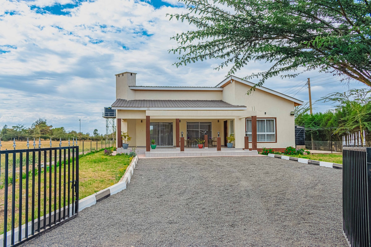 Emylubs Farmhouse near Ol Pejeta Conservancy photo 8