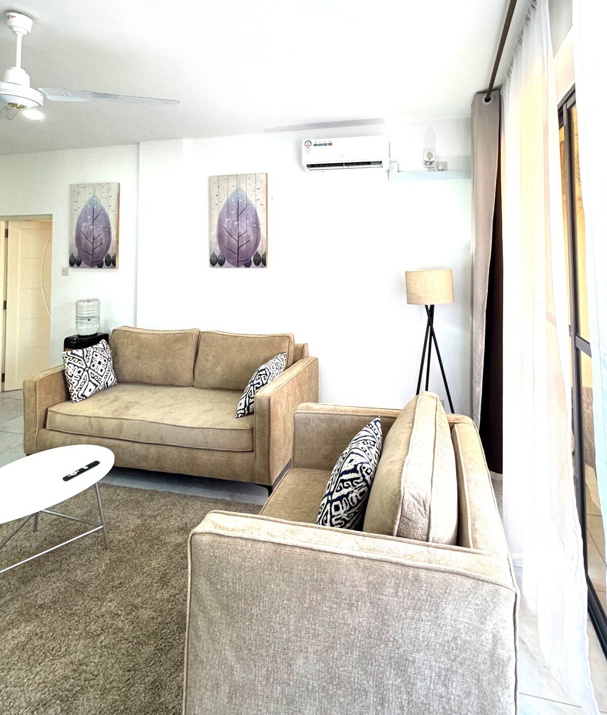 Luxury, 2BR, Gym, Pool, Beach, Parking, Secure, Minimart photo 14