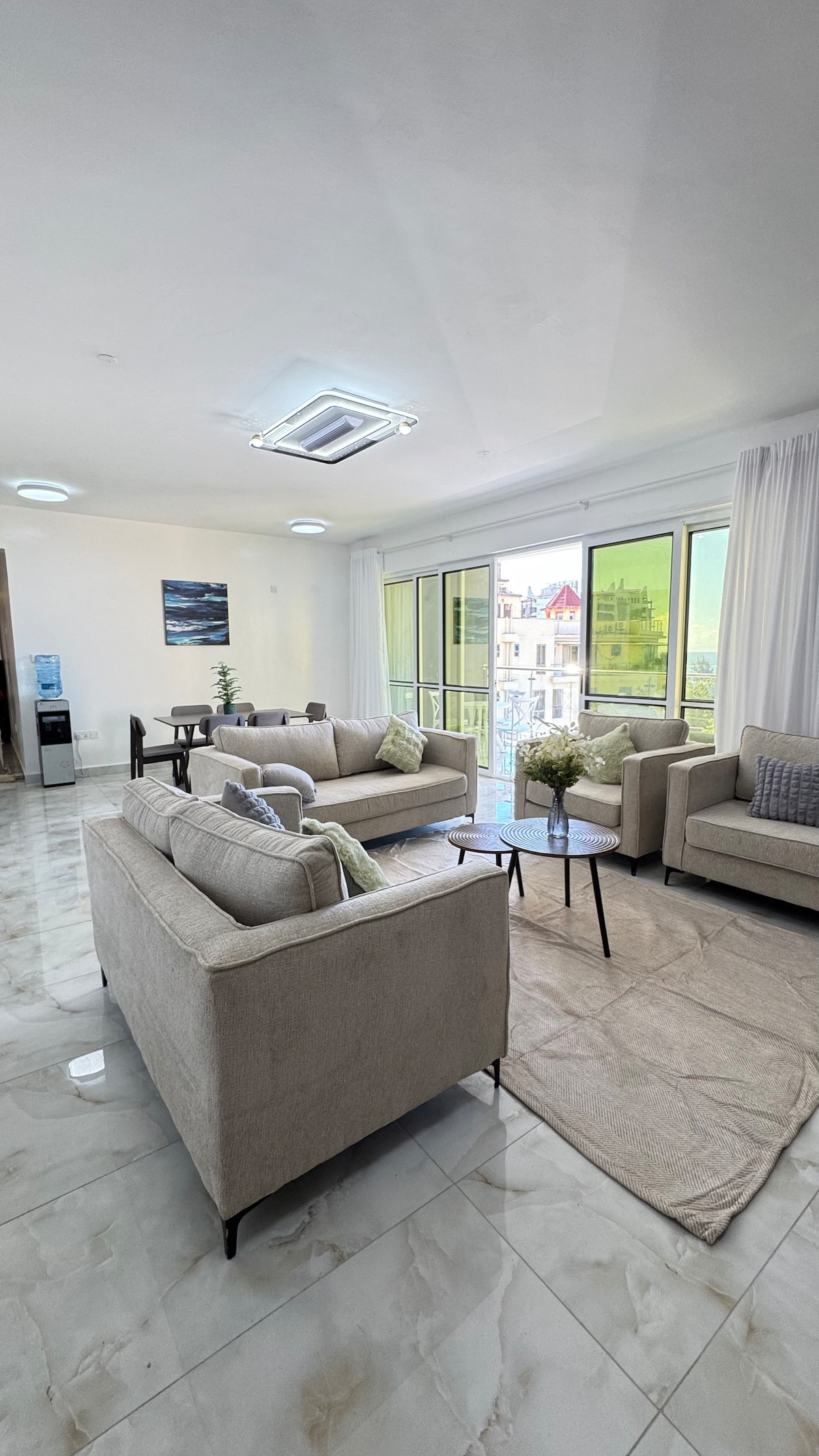 Premium 3 bedroom Ocean View near beach and malls photo 10
