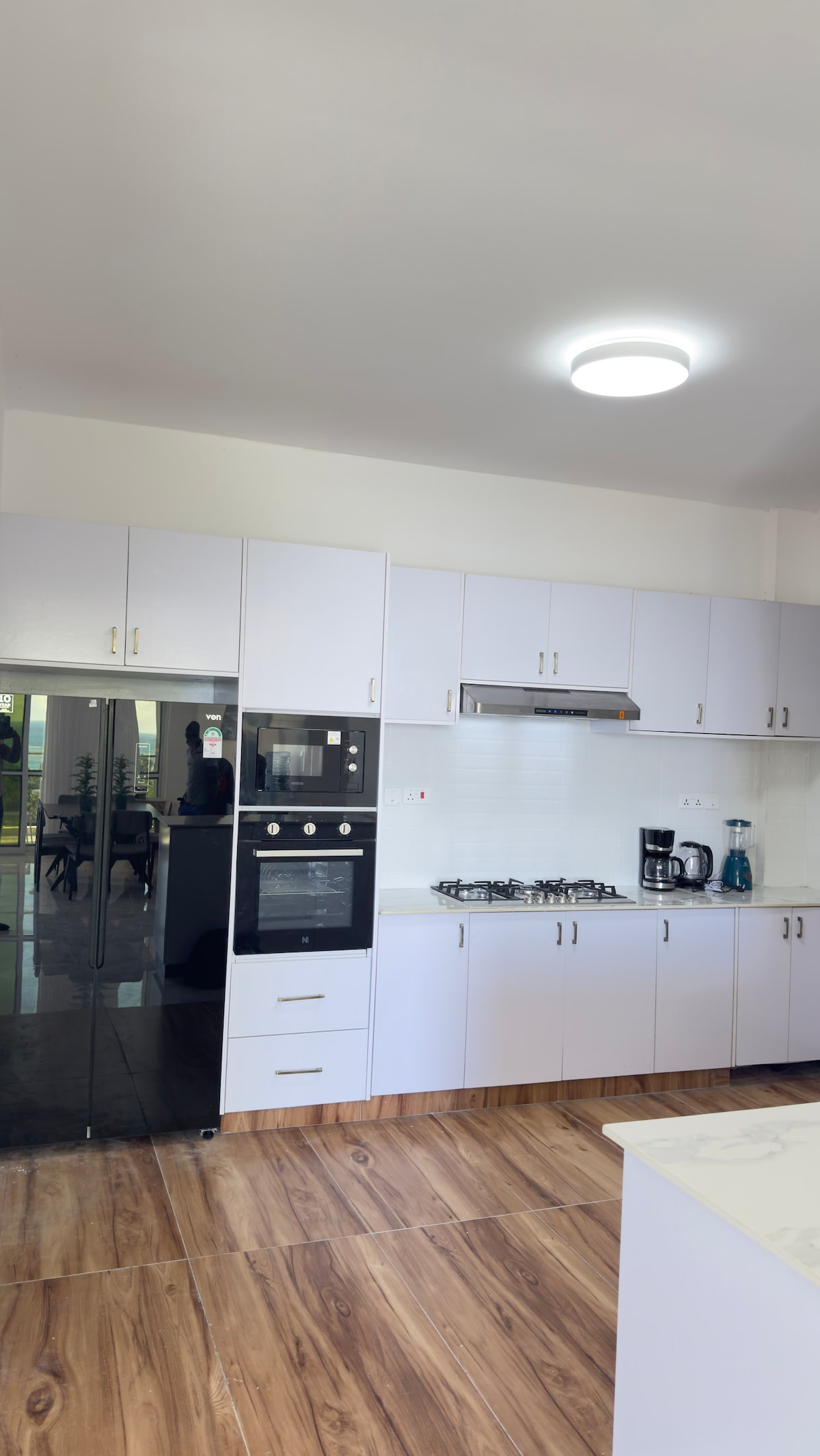 Premium 3 bedroom Ocean View near beach and malls photo 15