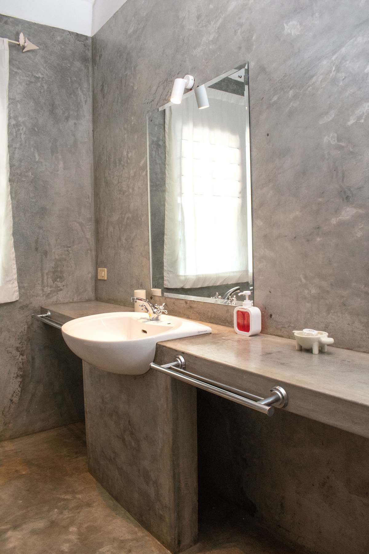 Panoramic Oceanfront Penthouse Pool & Housekeeping photo 11