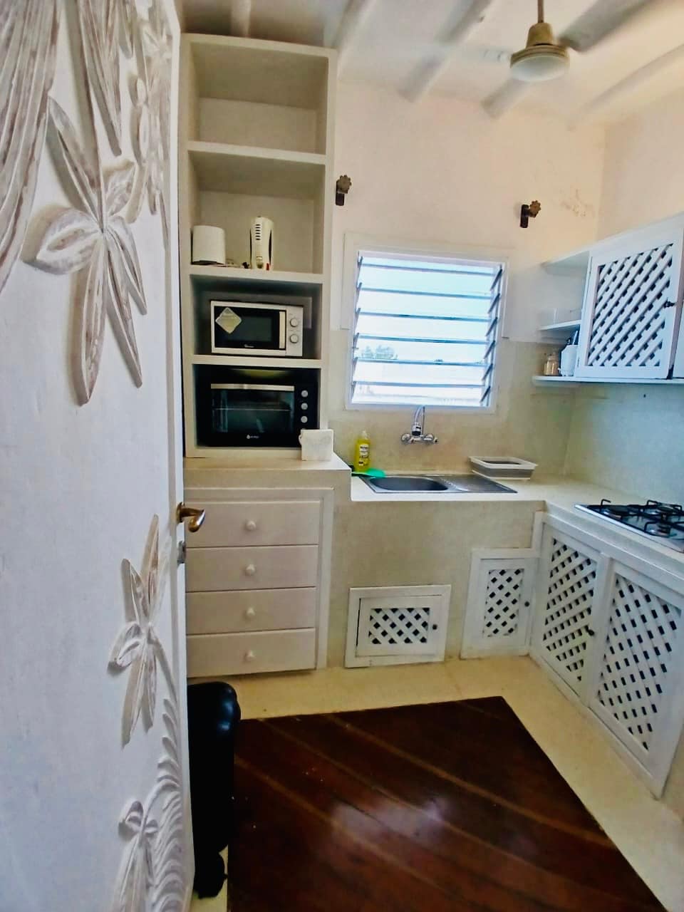 Panoramic Oceanfront Penthouse Pool & Housekeeping photo 7
