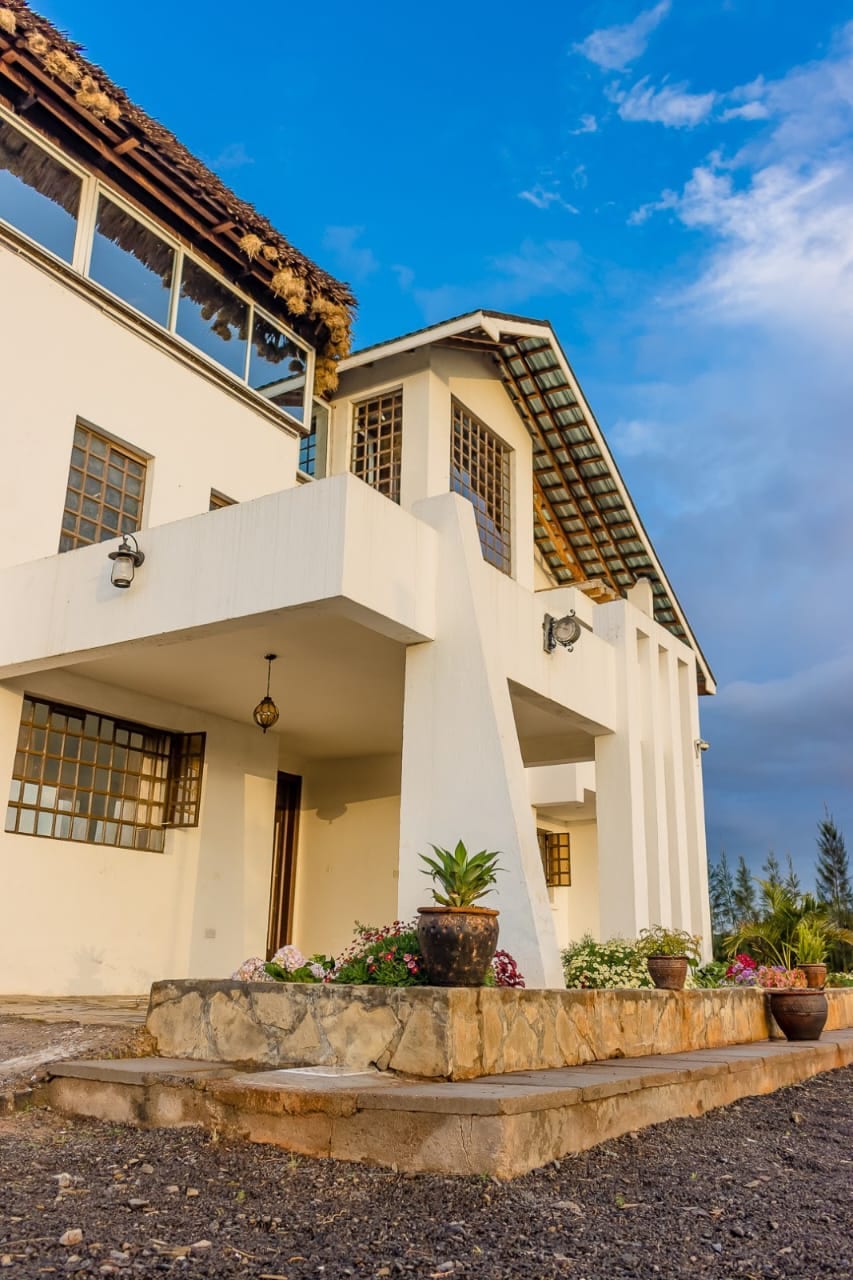 Country Villa | 6BR Group Stay, Nanyuki photo 12