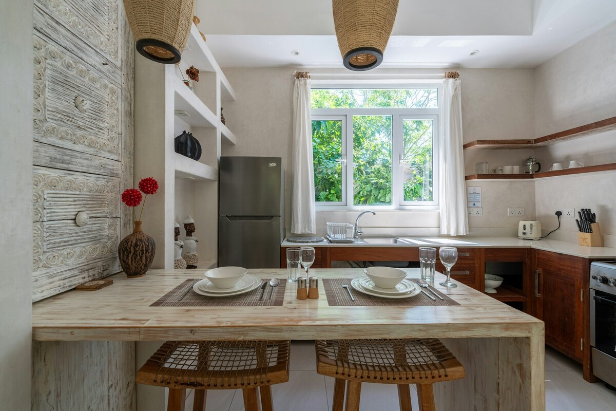 Adults-Only Pool Villa | 1BR Stay, Diani photo 7