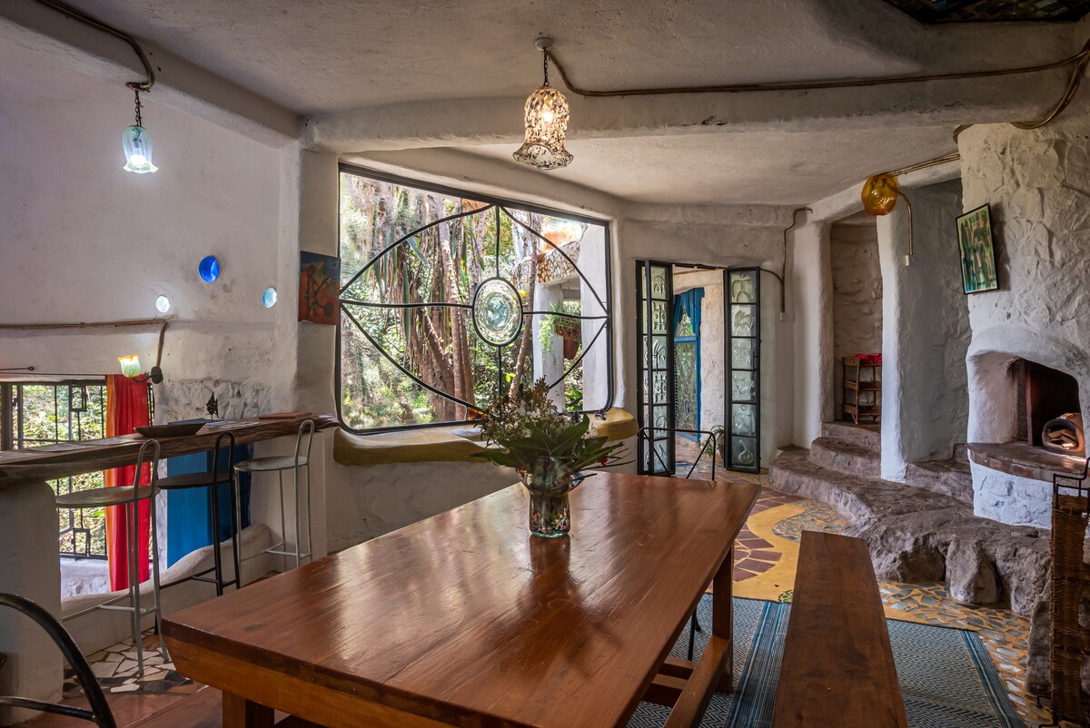 Mosaic Art Pool House | 3BR Stay near Nairobi photo 15