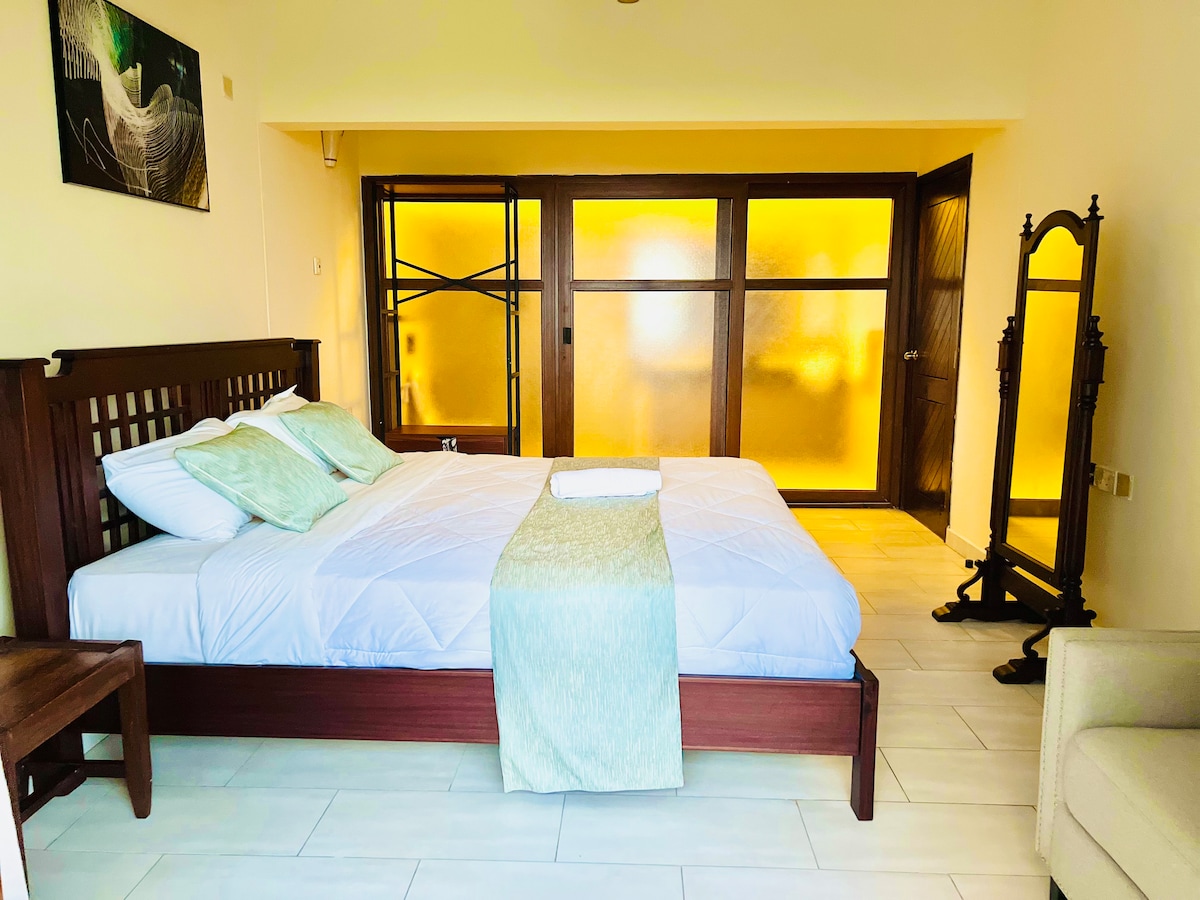 Beachfront 2BR Apartment with Pool and Gym, Diani — photo 3