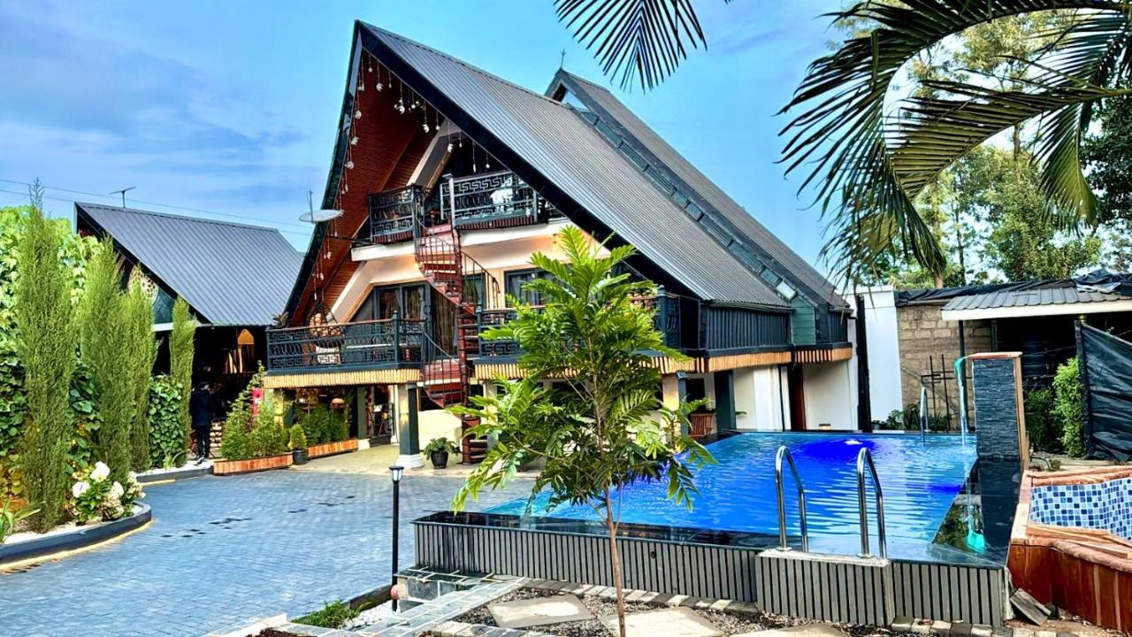 A-Frame Resort Chalets | Two Pools, Meru photo 3