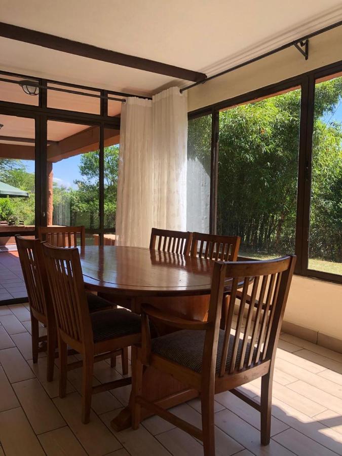 Ol-Kine Cottage at The Great Rift Valley Lodge & Golf Resort Naivasha photo 4