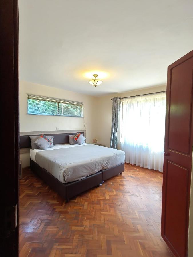 Ol-Kine Cottage at The Great Rift Valley Lodge & Golf Resort Naivasha photo 7