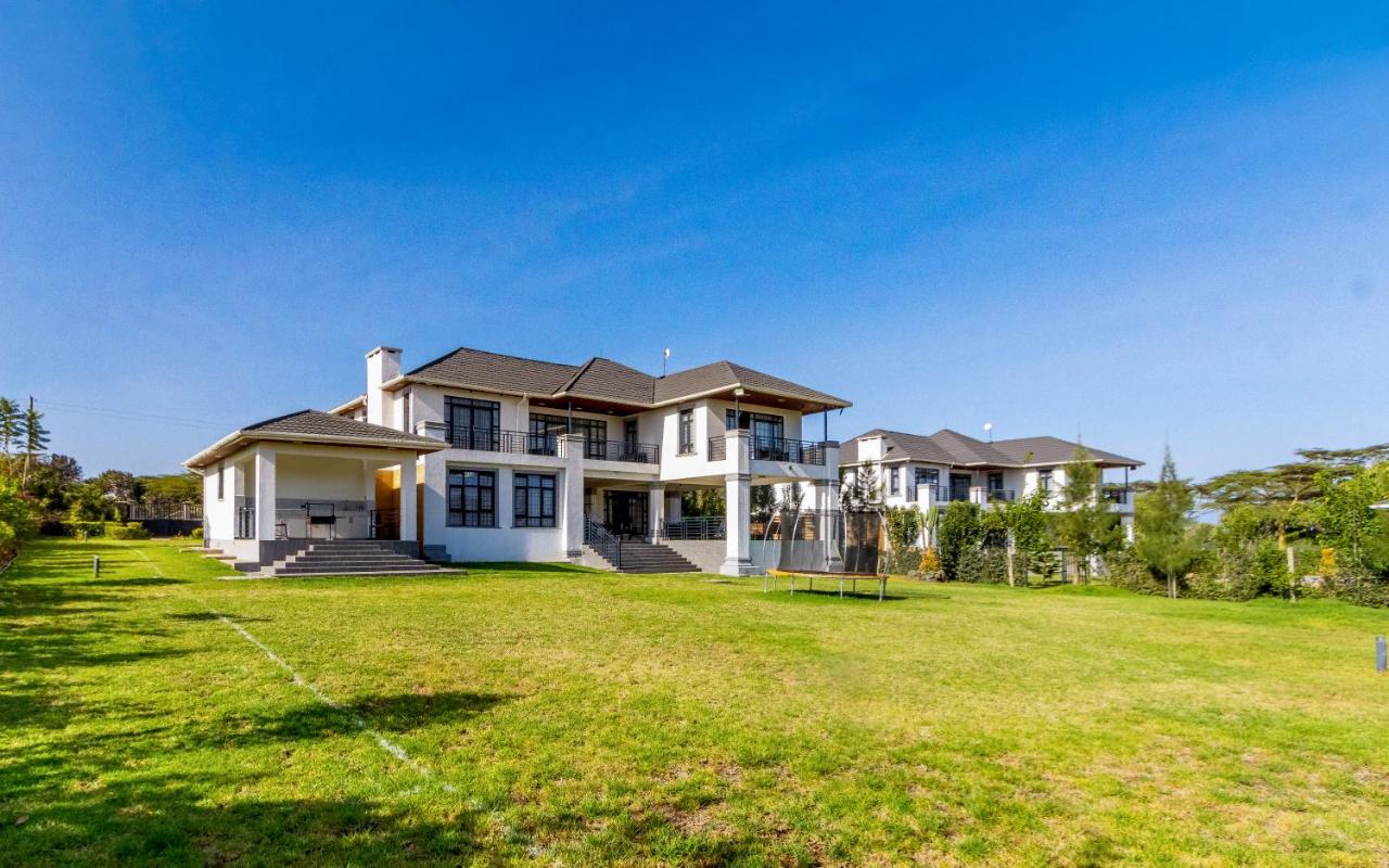 Lake View Villa | 5BR with Guest Wing, Naivasha photo 1