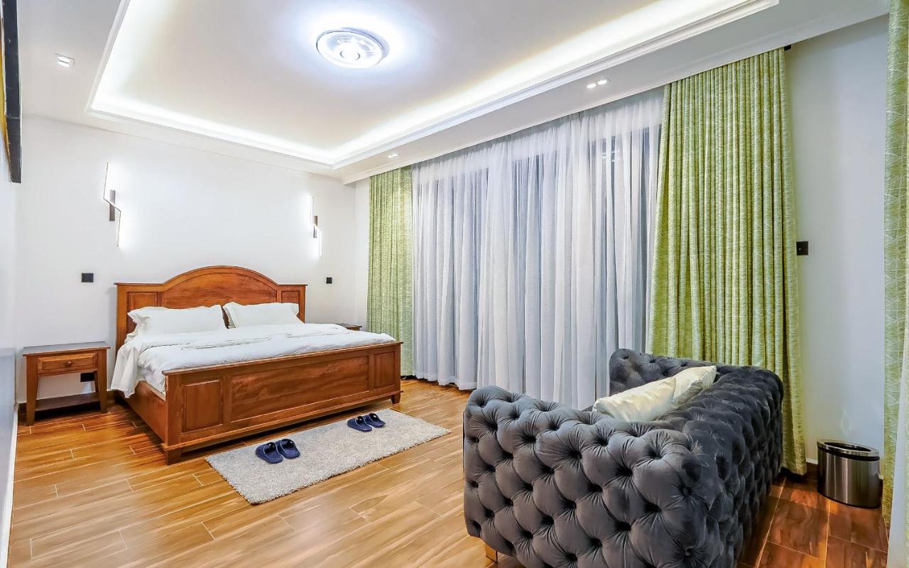 Lake View Villa | 5BR with Guest Wing, Naivasha photo 2