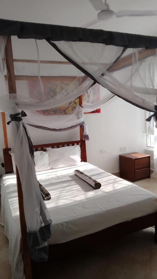 Garden Pool Apartment | 1BR Stay, Malindi photo 9