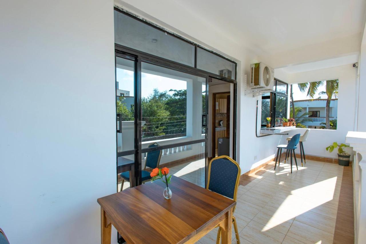 Elegant Suite | Pool Stay, Galu Diani photo 7