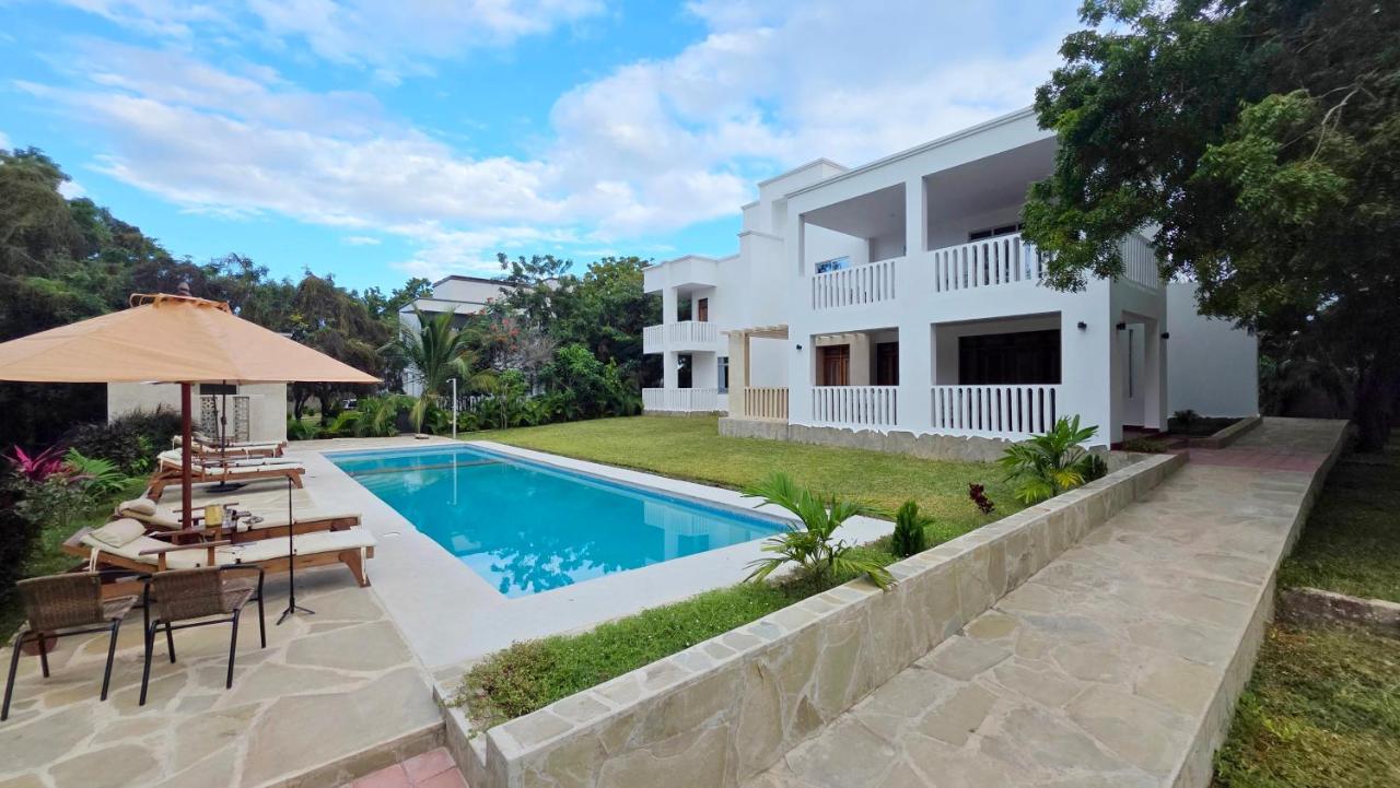 Pool Villa | 4BR Stay, Diani photo 4