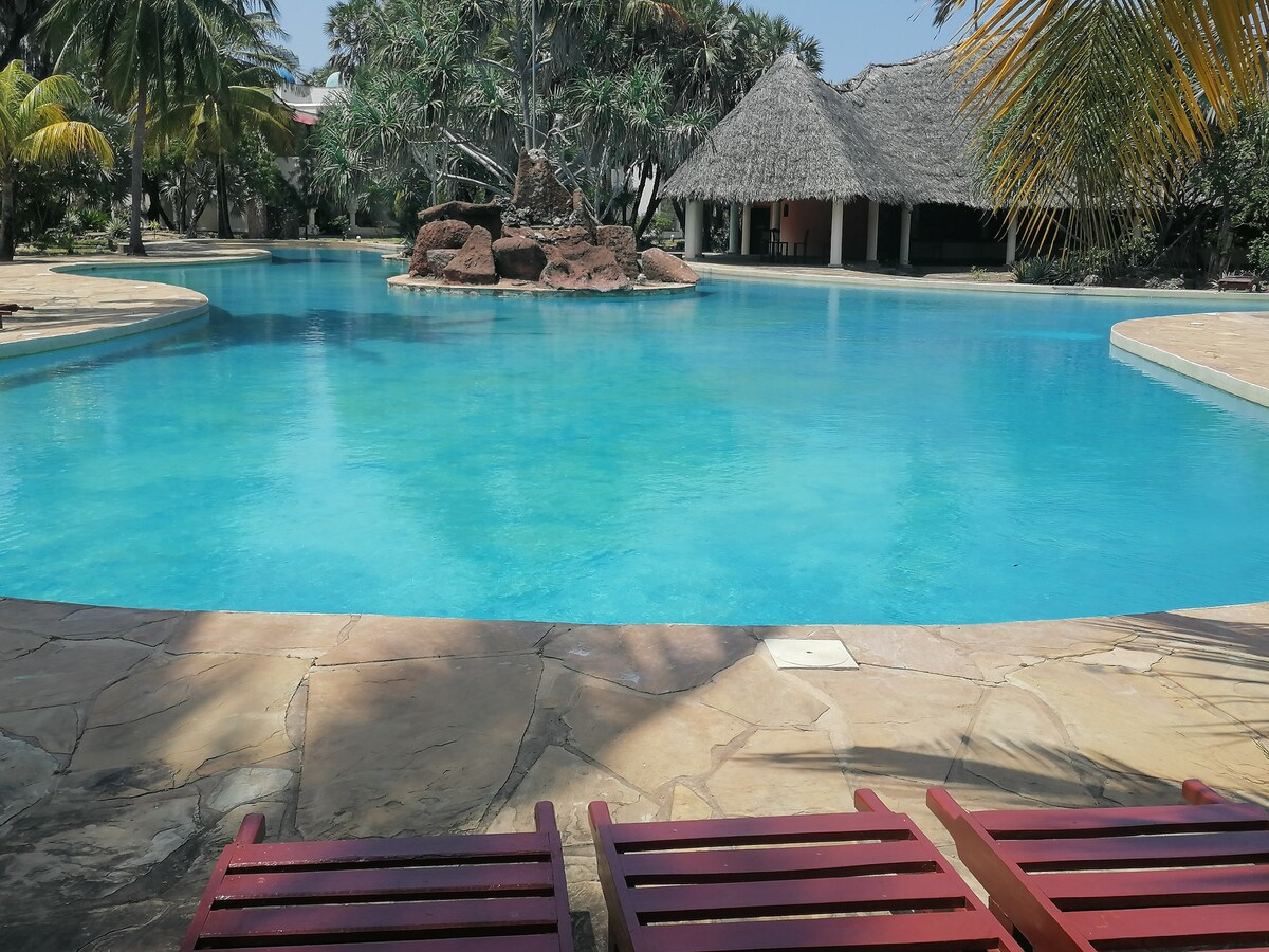 Cozy 1BR Close to Malindi Golf Course — photo 6