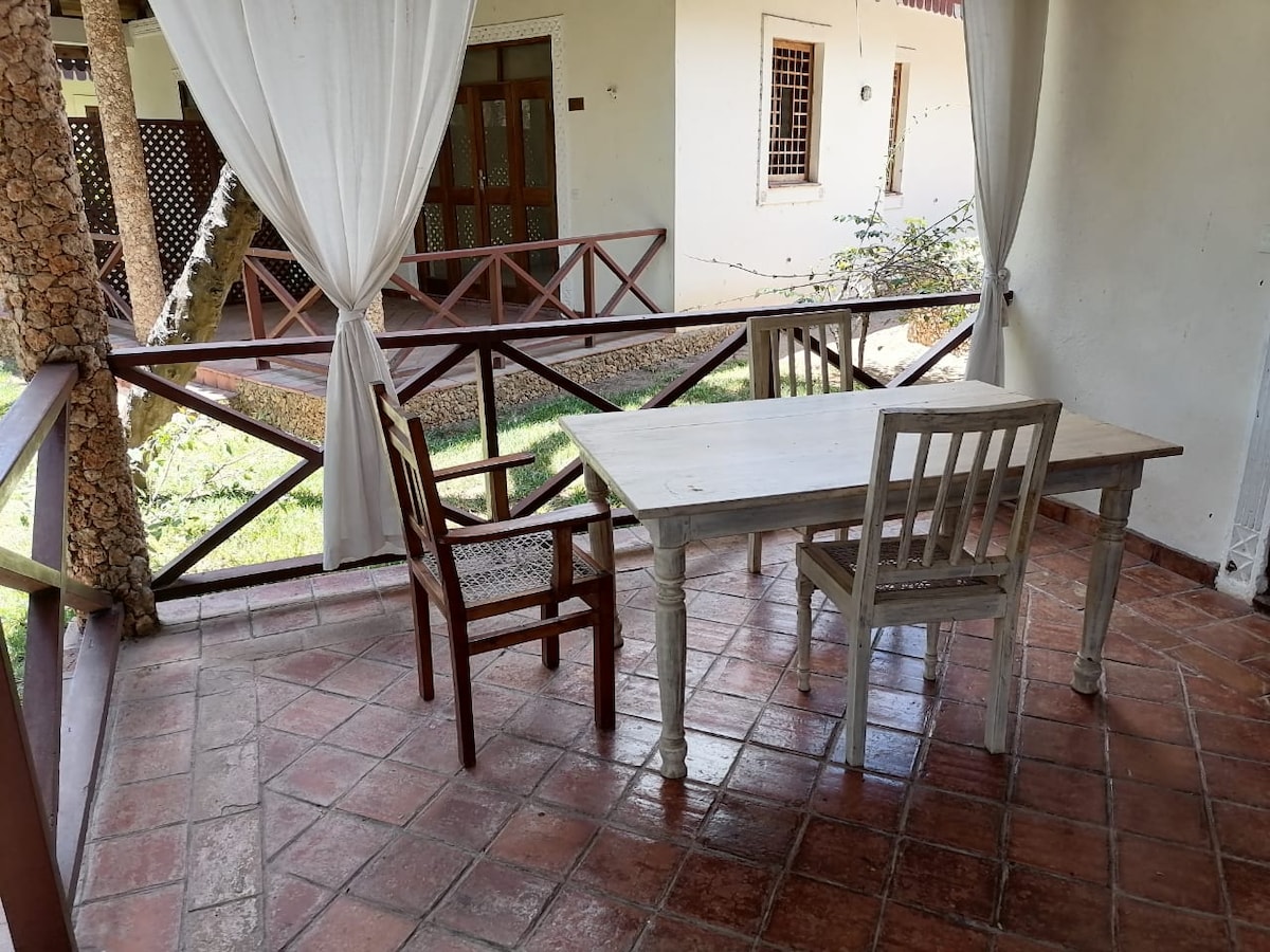 Cozy 2BR Close to Malindi Golf Course — photo 11