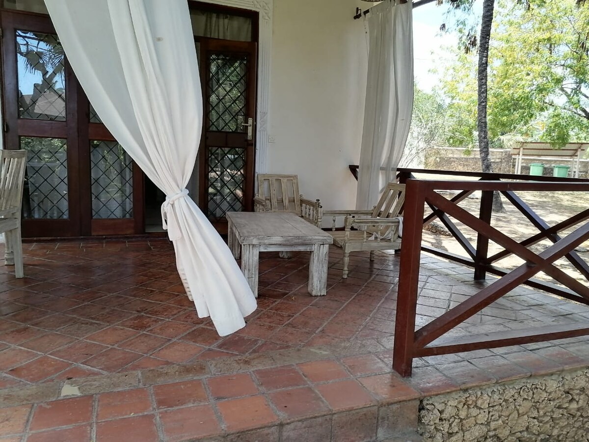 Cozy 2BR Close to Malindi Golf Course — photo 12