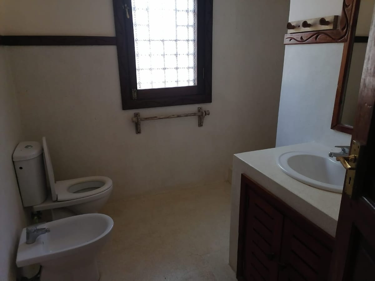 Cozy 2BR Close to Malindi Golf Course — photo 13