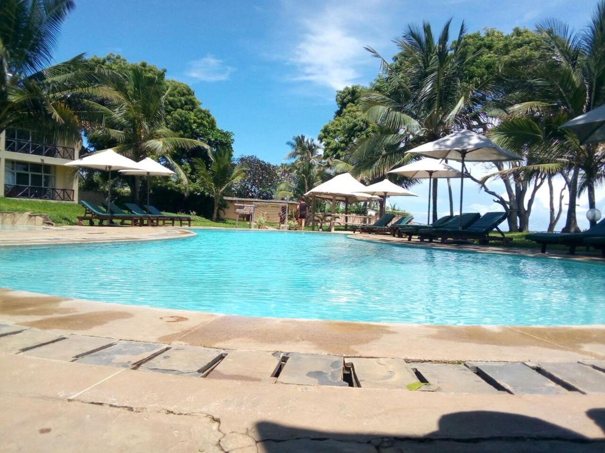 Coral Beach Resort — photo 1