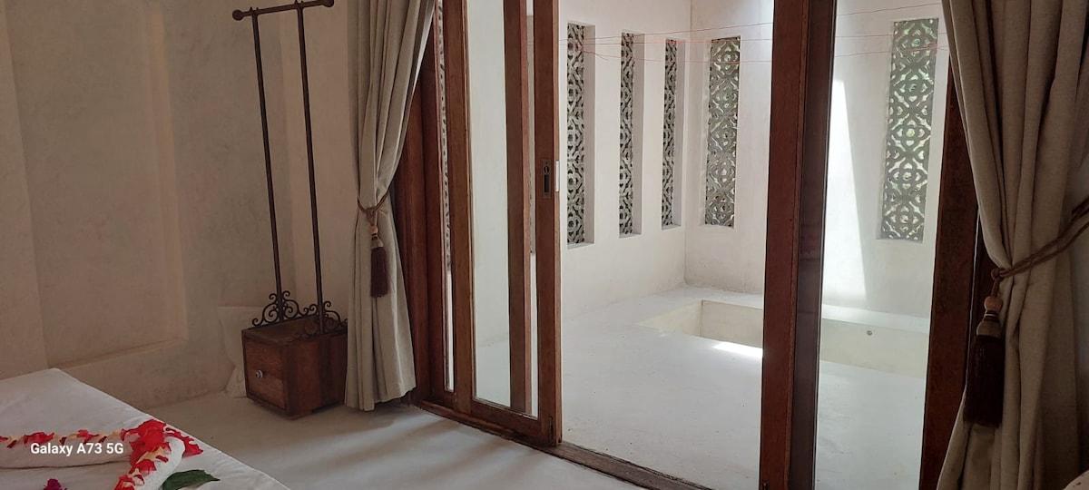 Elegant & Stylish 2BR Accommodation — photo 8