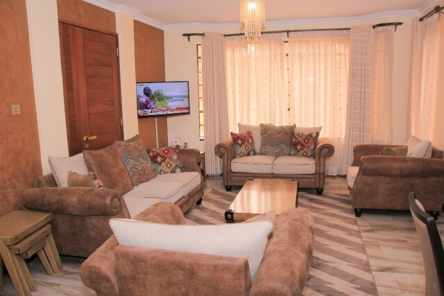 2BR Apartment Close to the Lake — photo 2