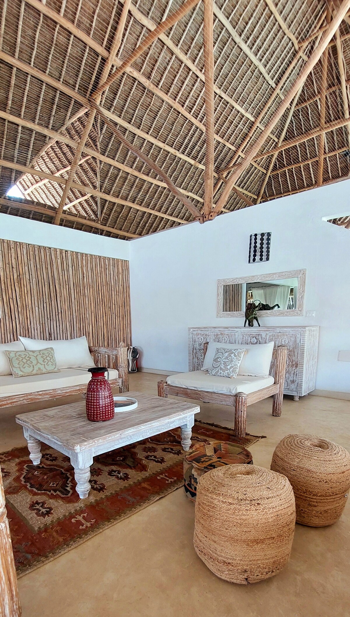 Luxury Villa — photo 10