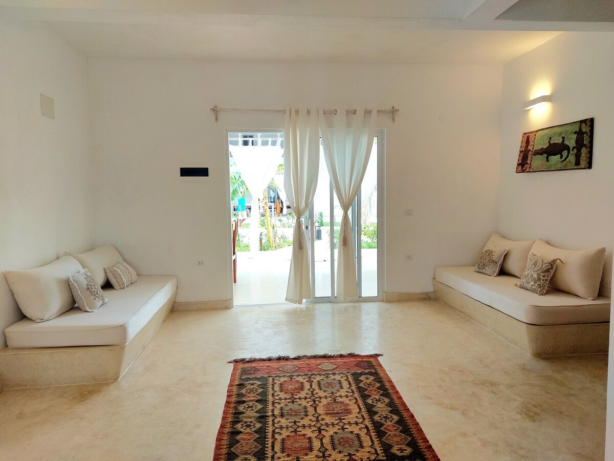 Luxury Villa — photo 2