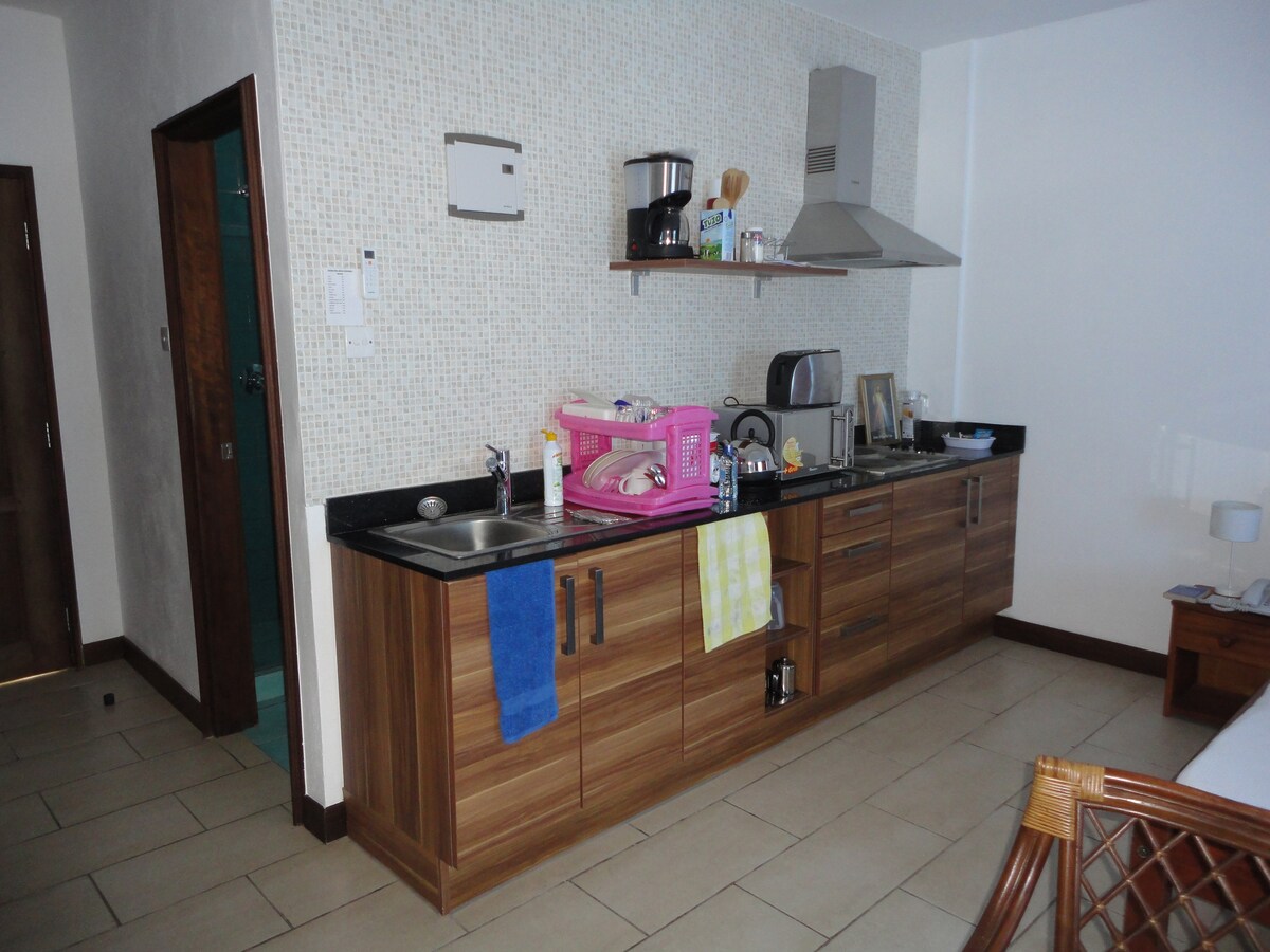 Mombasa Bamburi Beach Studio — photo 13