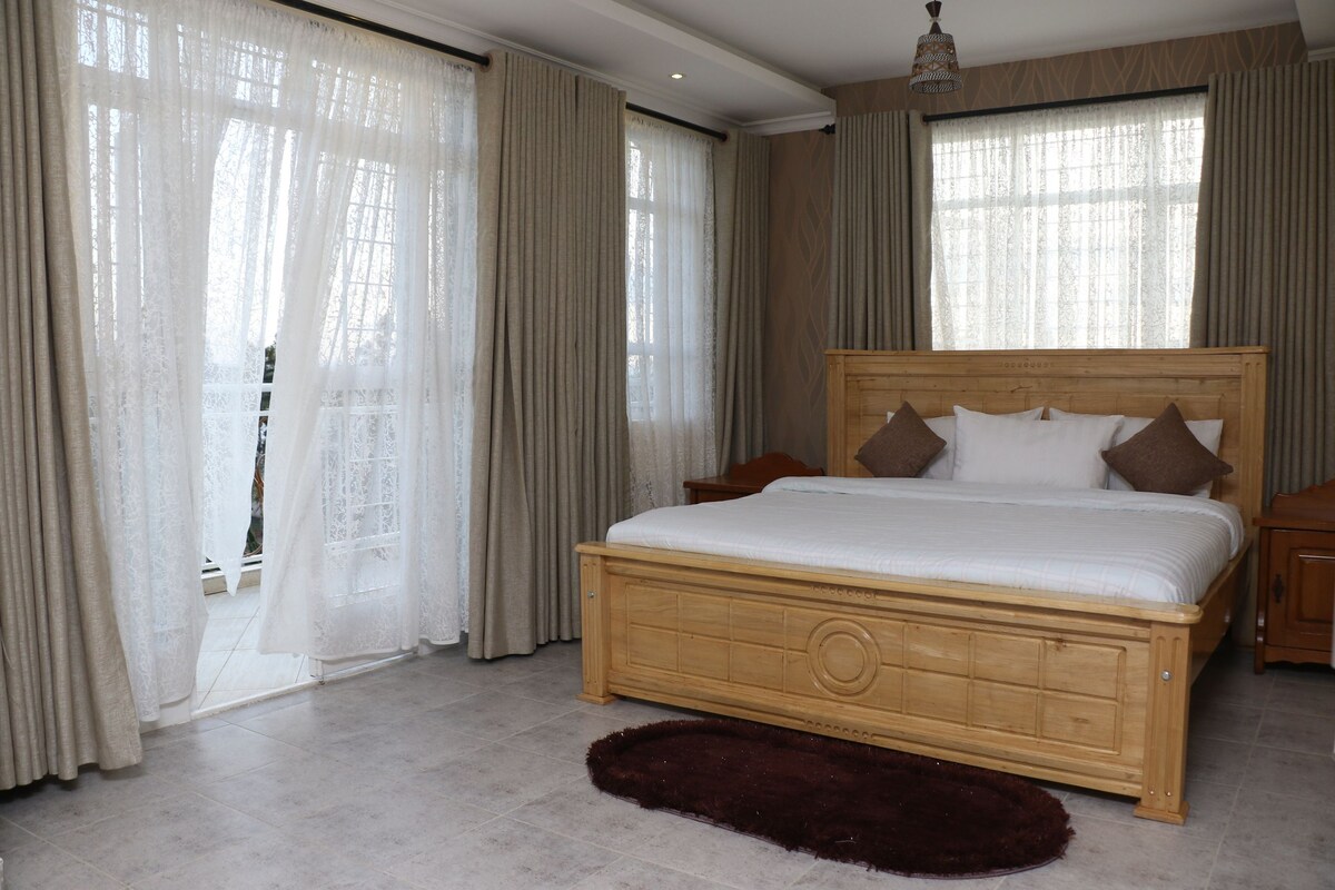 Apple 4BR Villa — photo 6